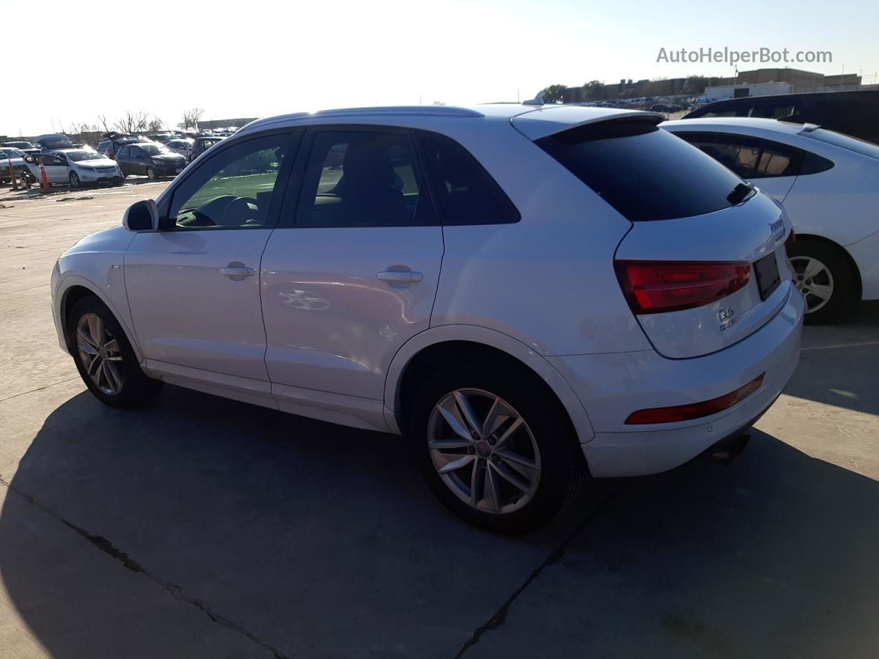 2018 Audi Q3 Premium White vin: WA1ECCFS7JR006893