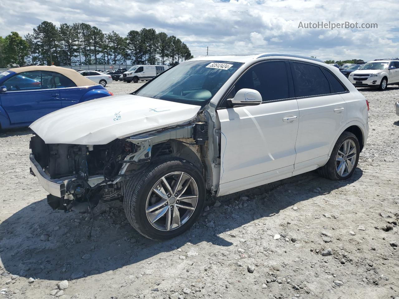 2018 Audi Q3 Premium Белый vin: WA1ECCFS8JR033780