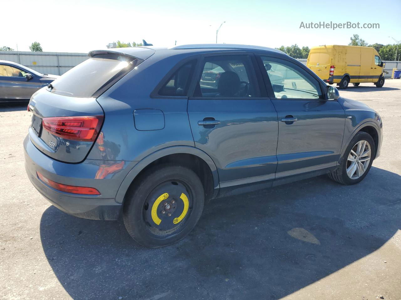 2018 Audi Q3 Premium Blue vin: WA1ECCFSXJR004913