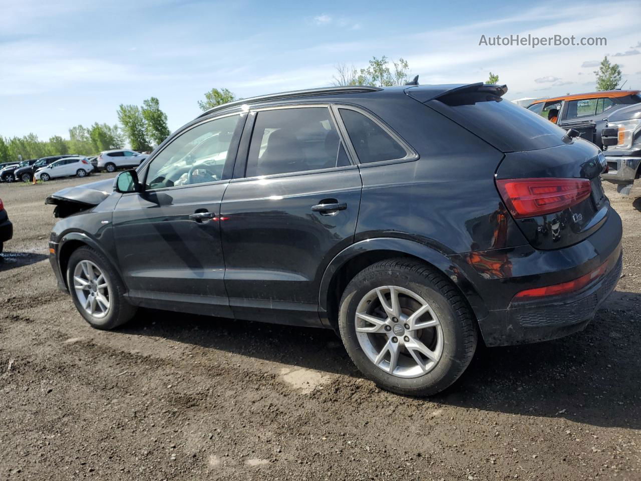 2018 Audi Q3 Technik Black vin: WA1GCCFS7JR026442