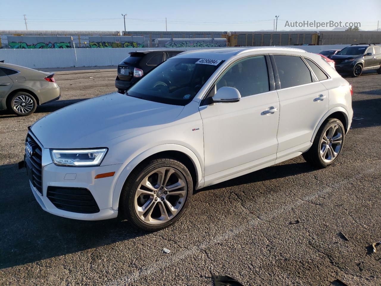 2018 Audi Q3 Premium Plus White vin: WA1HCCFS2JR013036