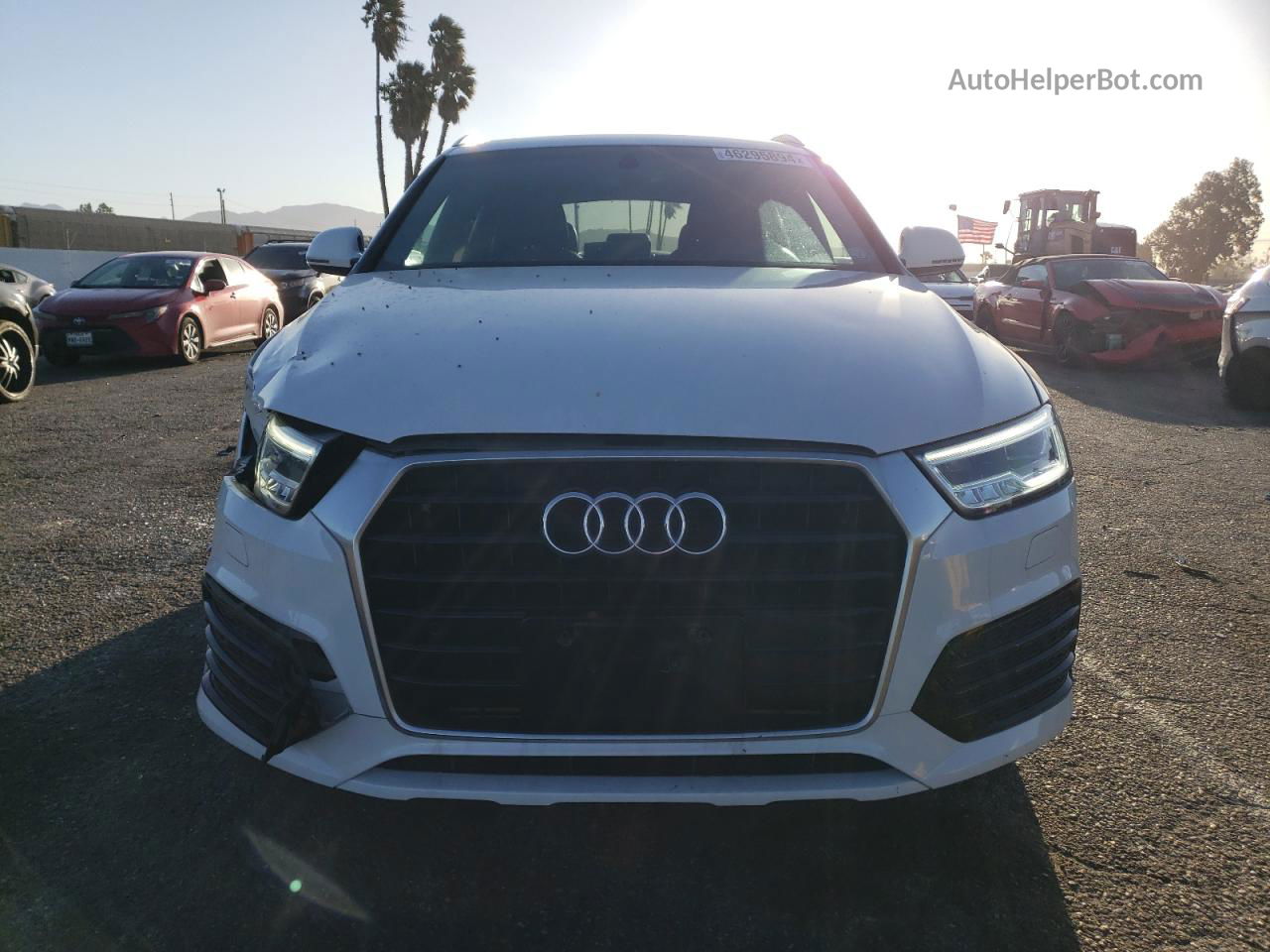 2018 Audi Q3 Premium Plus White vin: WA1HCCFS2JR013036