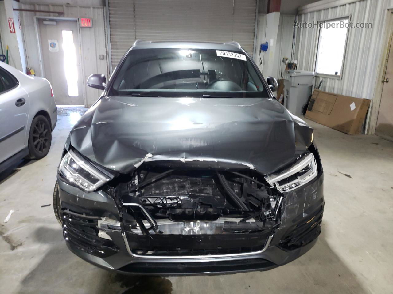 2018 Audi Q3 Premium Plus Gray vin: WA1HCCFS7JR027370