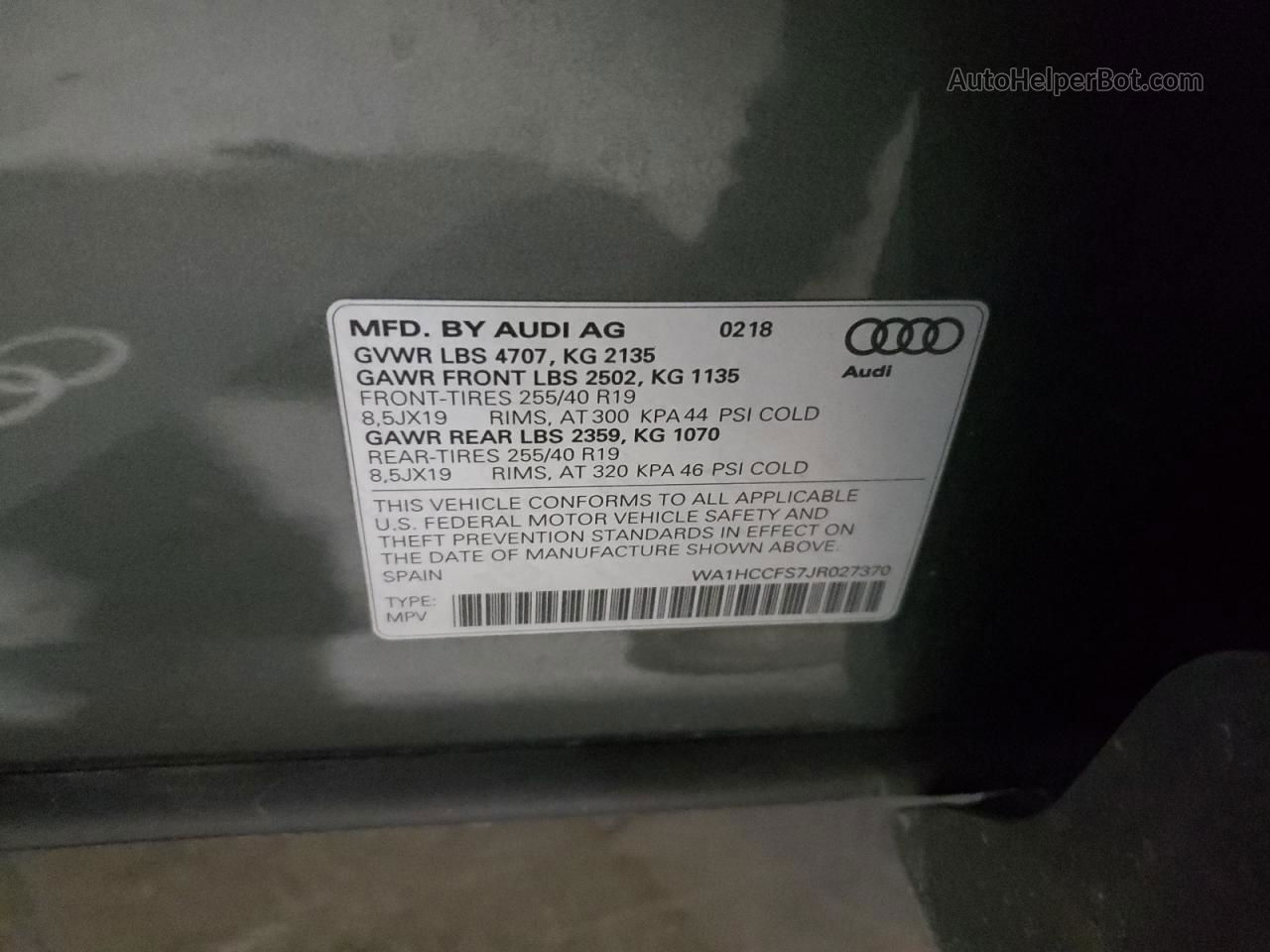 2018 Audi Q3 Premium Plus Gray vin: WA1HCCFS7JR027370