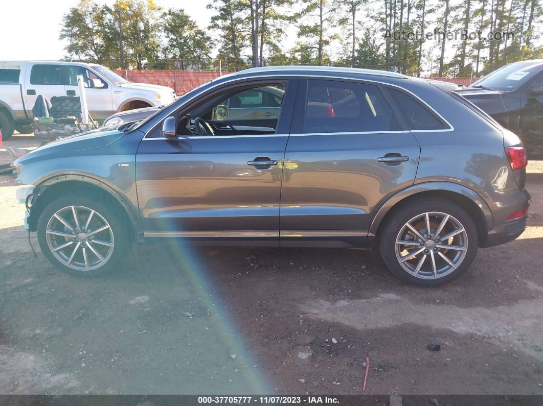 2018 Audi Q3 2.0t Sport Premium/2.0t Premium Blue vin: WA1JCCFS5JR026610