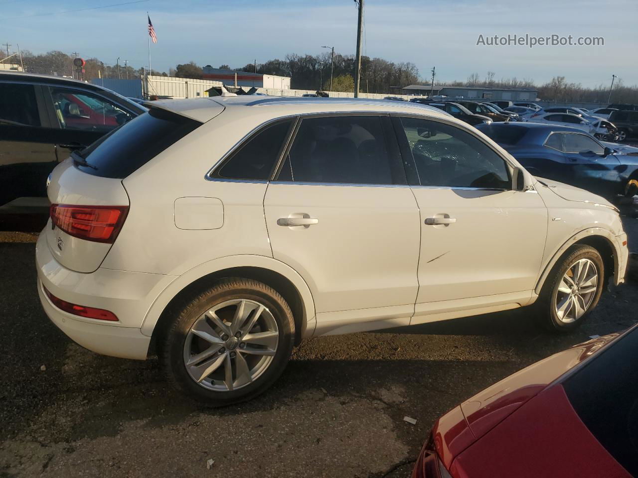 2018 Audi Q3 Premium Plus White vin: WA1JCCFSXJR032063