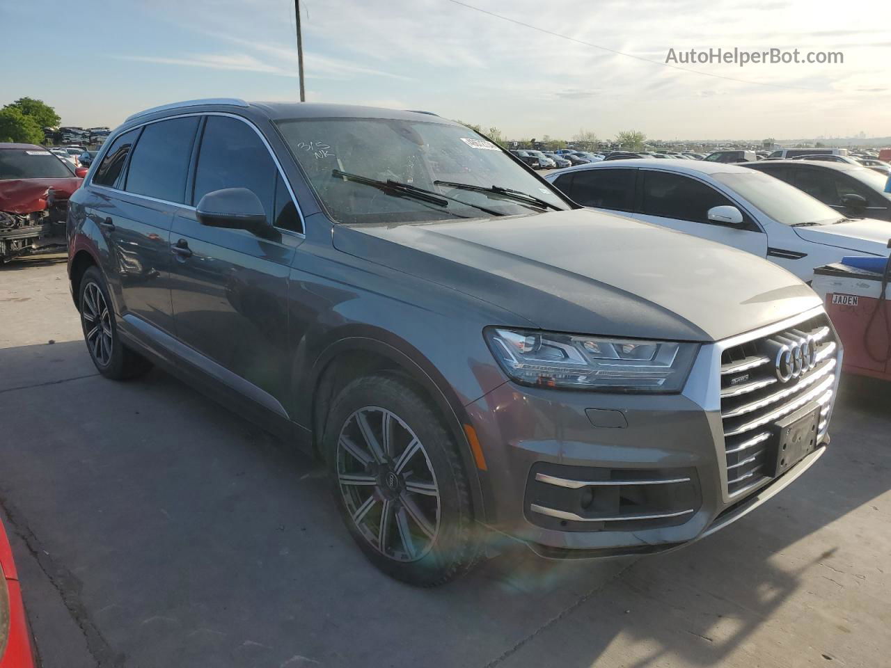 2017 Audi Q7 Premium Plus Gray vin: WA1LAAF70HD005539