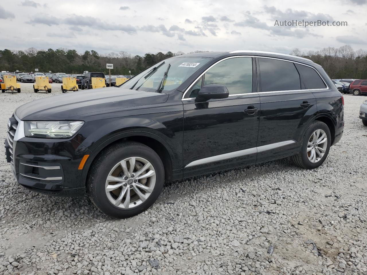 2017 Audi Q7 Premium Plus Черный vin: WA1LAAF70HD029114