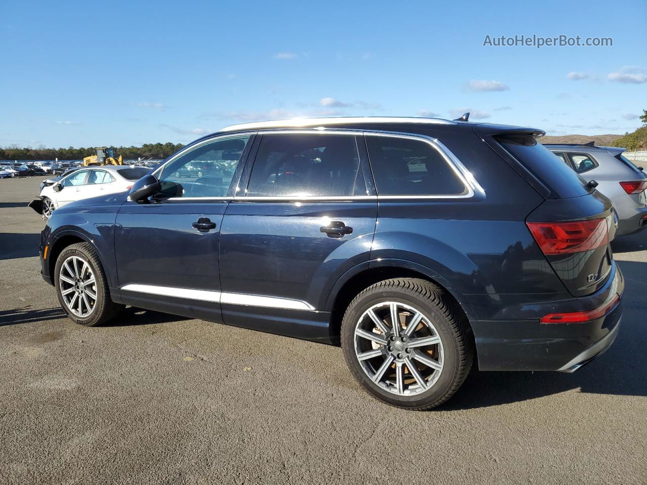 2017 Audi Q7 Premium Plus Blue vin: WA1LAAF71HD008398