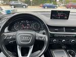 2017 Audi Q7 Premium Plus Серебряный vin: WA1LAAF72HD002934