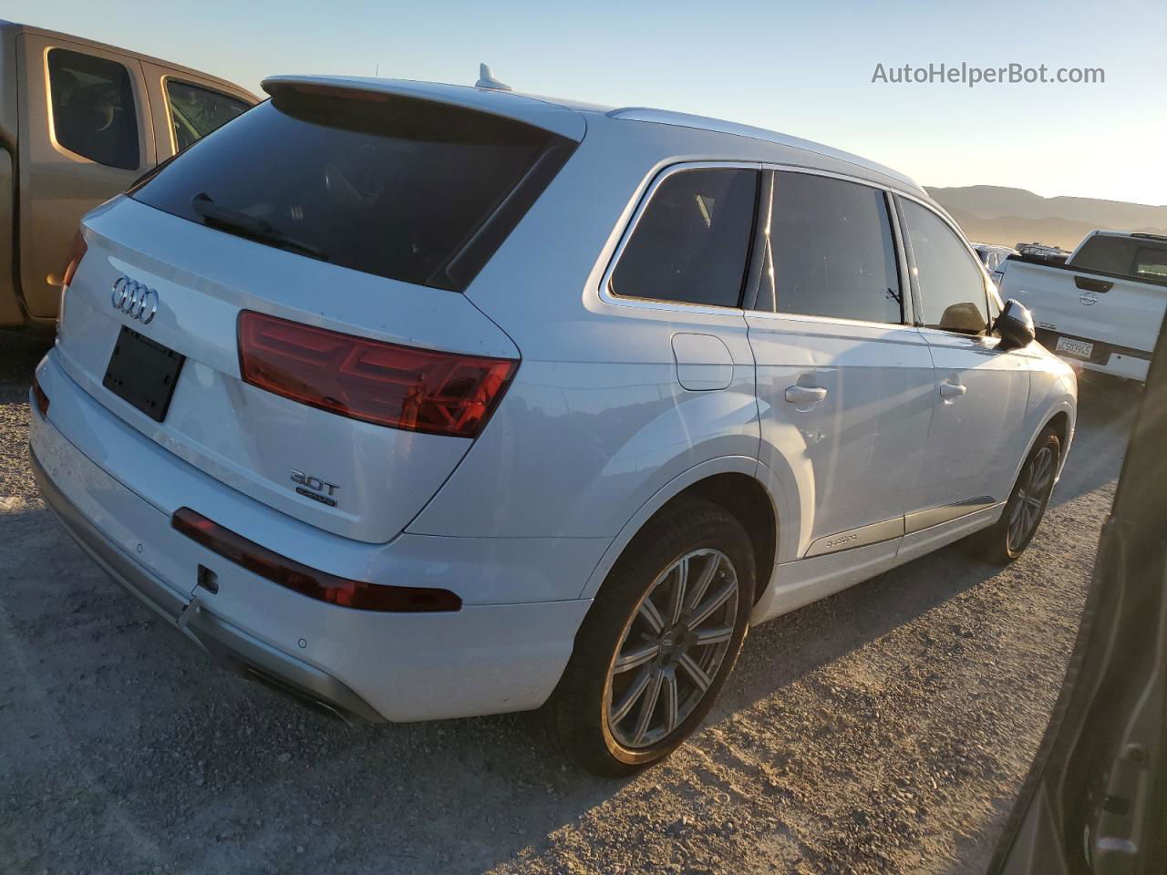 2017 Audi Q7 Premium Plus White vin: WA1LAAF72HD015439