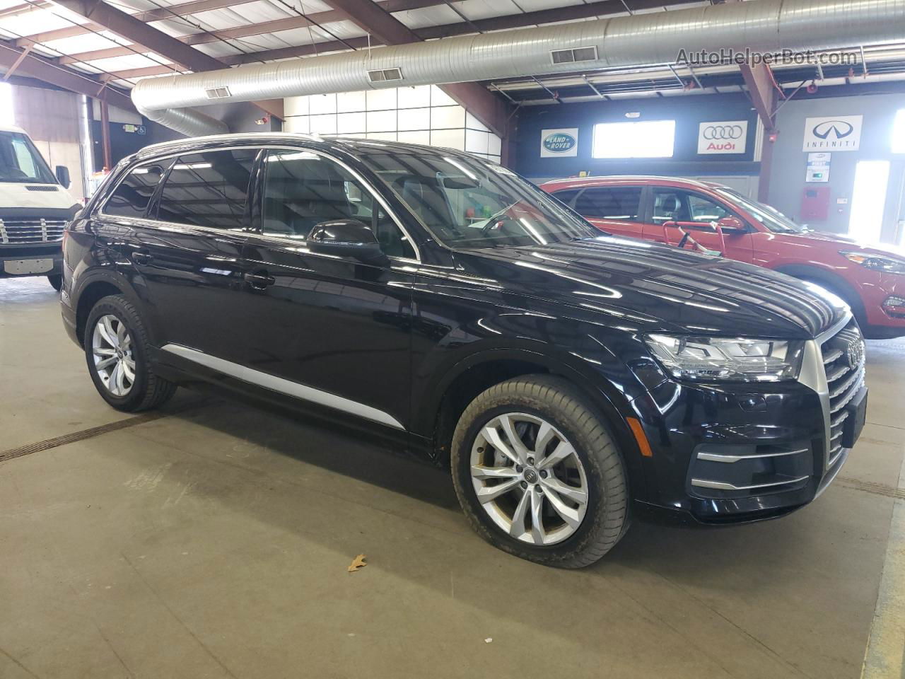 2017 Audi Q7 Premium Plus Черный vin: WA1LAAF72HD027350