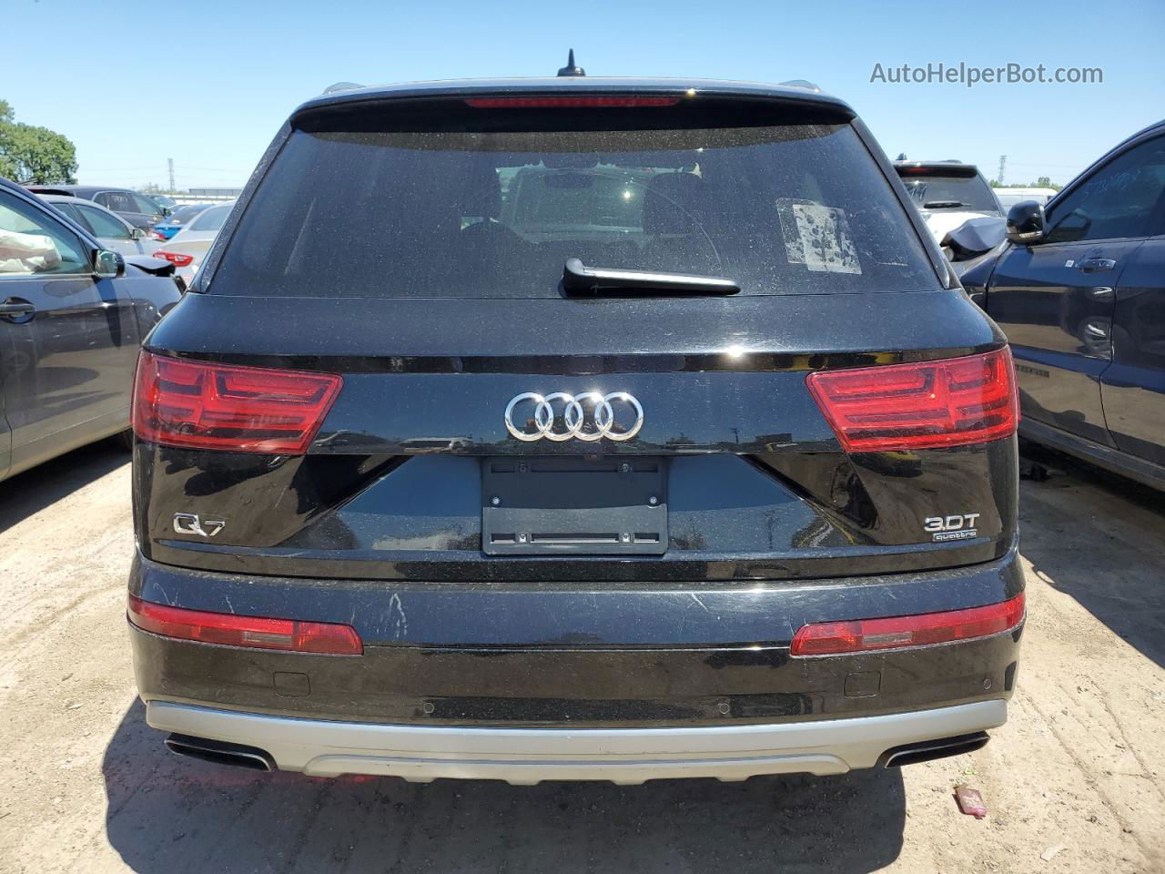 2017 Audi Q7 Premium Plus Черный vin: WA1LAAF72HD040258