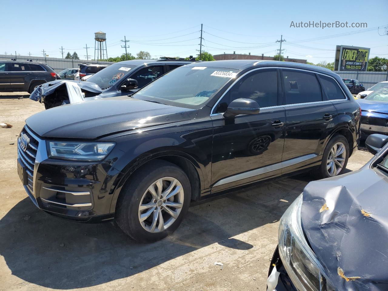 2017 Audi Q7 Premium Plus Черный vin: WA1LAAF72HD040258