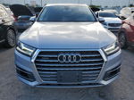 2017 Audi Q7 Premium Plus Серебряный vin: WA1LAAF73HD002649