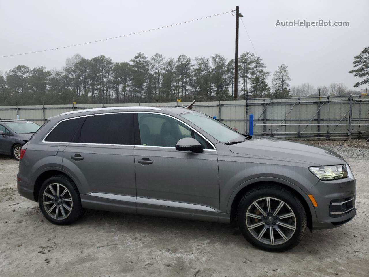 2017 Audi Q7 Premium Plus Серый vin: WA1LAAF73HD006121