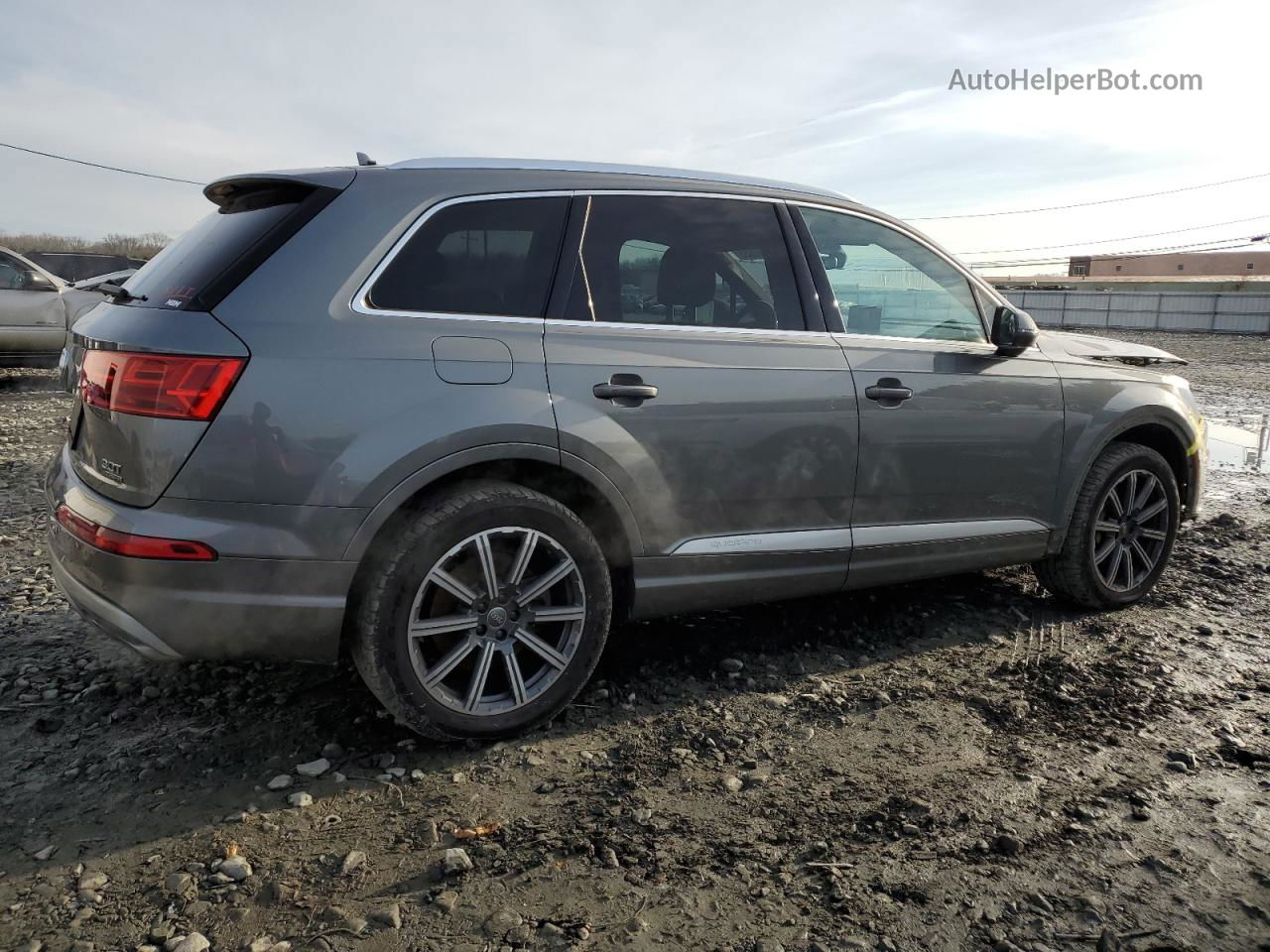 2017 Audi Q7 Premium Plus Серый vin: WA1LAAF73HD019564