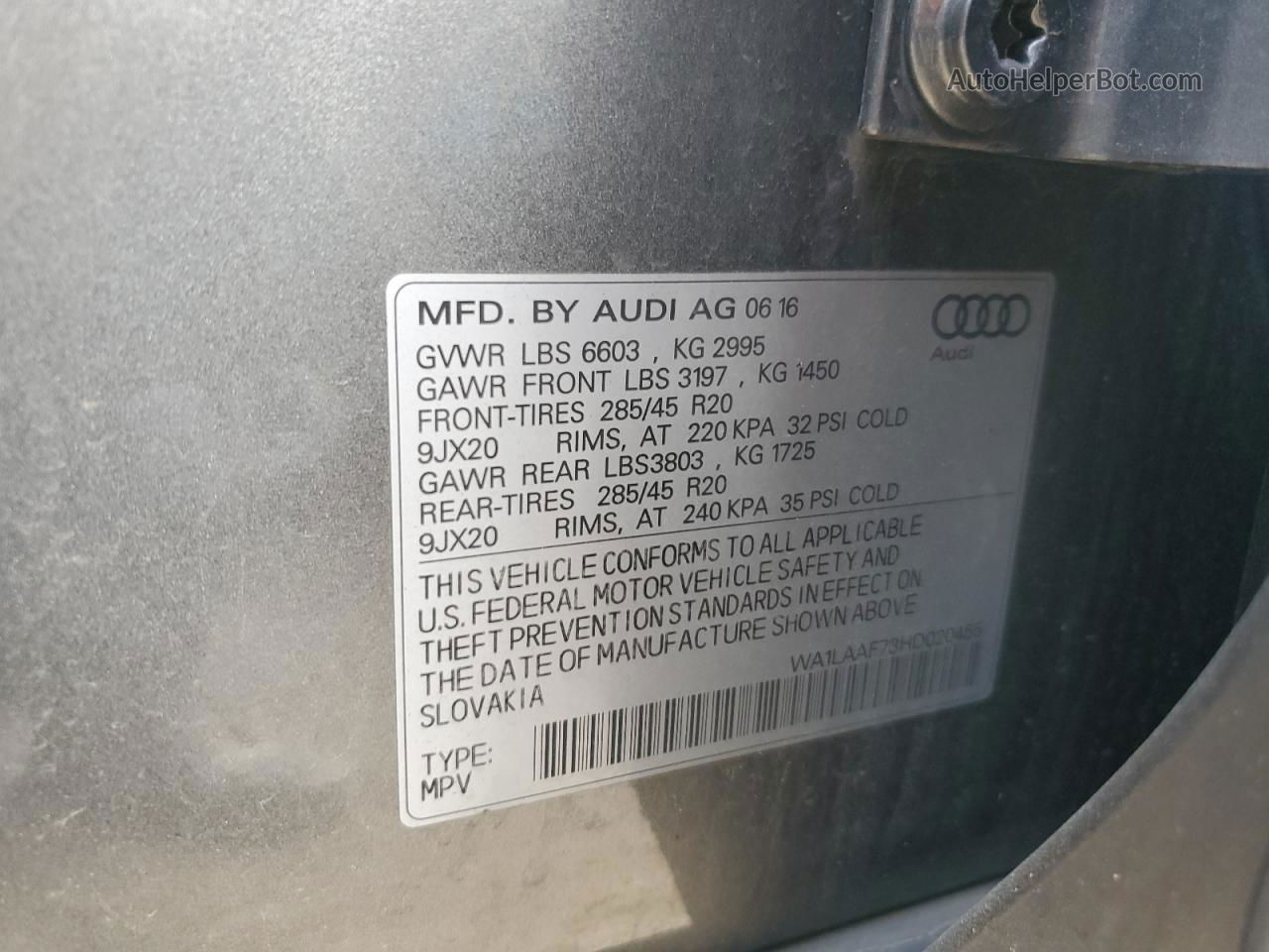 2017 Audi Q7 Premium Plus Gray vin: WA1LAAF73HD020455