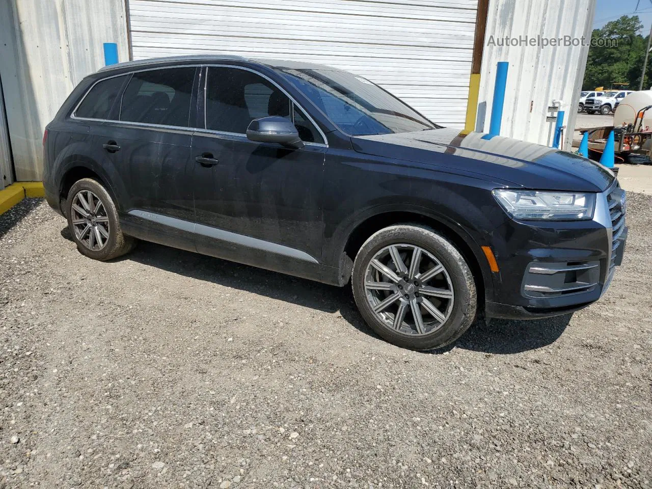 2017 Audi Q7 Premium Plus Black vin: WA1LAAF73HD023243