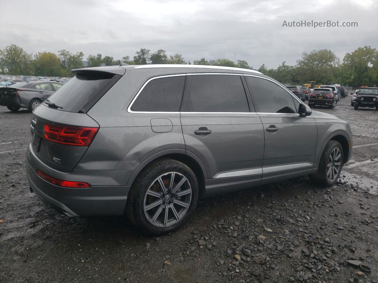 2017 Audi Q7 Premium Plus Gray vin: WA1LAAF74HD003308