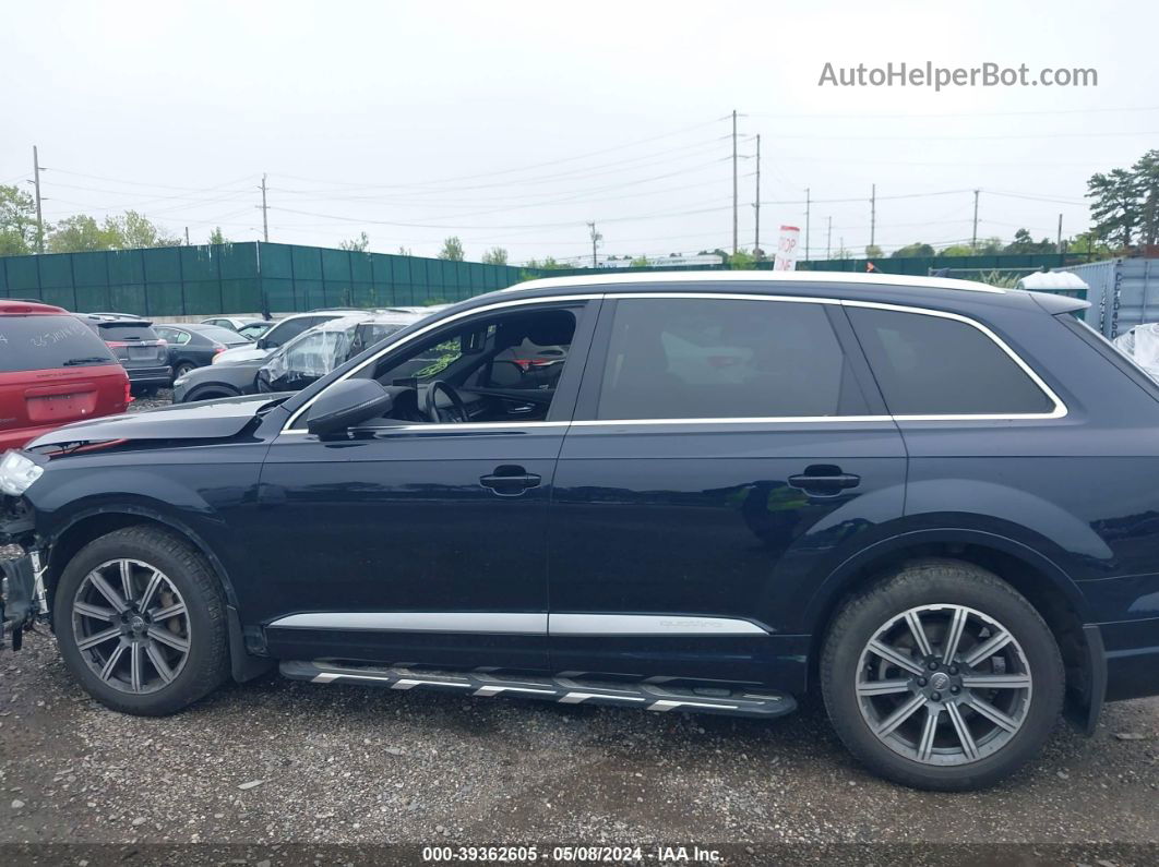 2017 Audi Q7 3.0t Premium Синий vin: WA1LAAF74HD013871