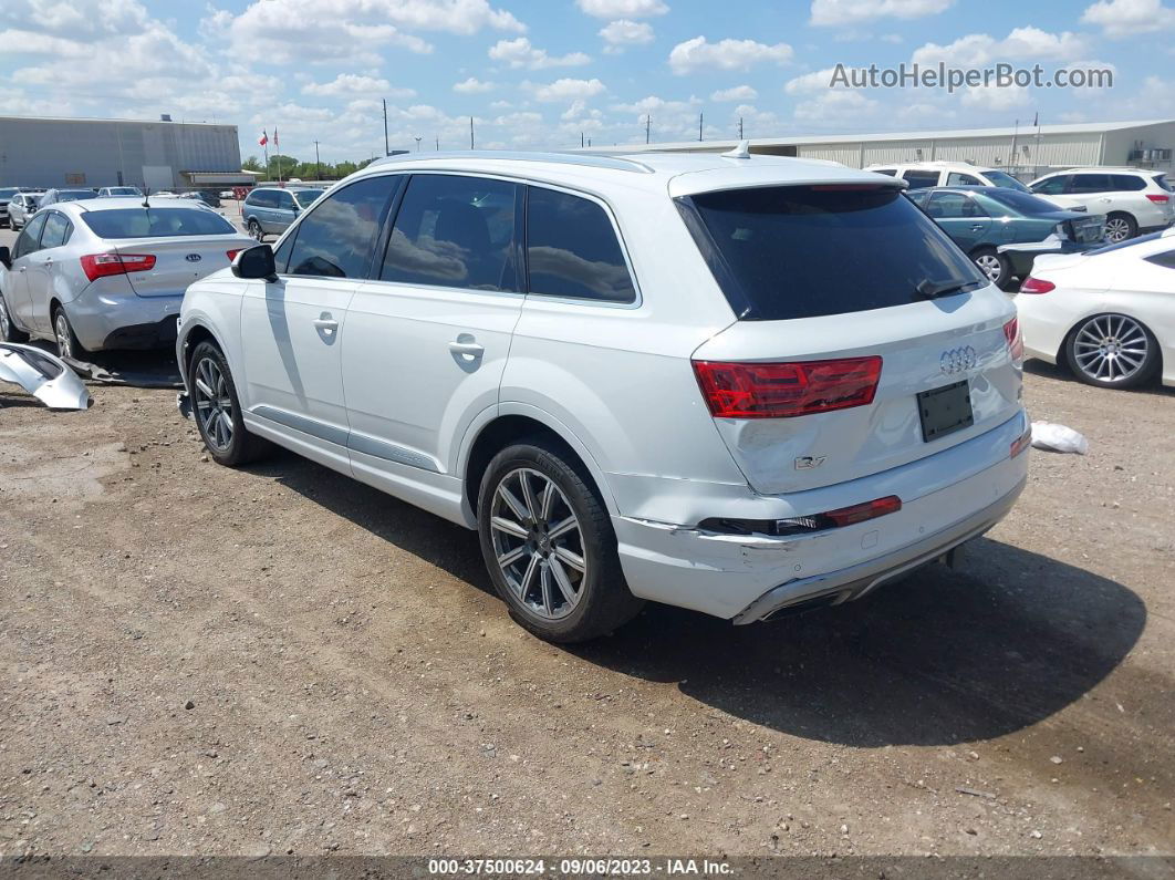 2017 Audi Q7 3.0t Premium Белый vin: WA1LAAF74HD038527