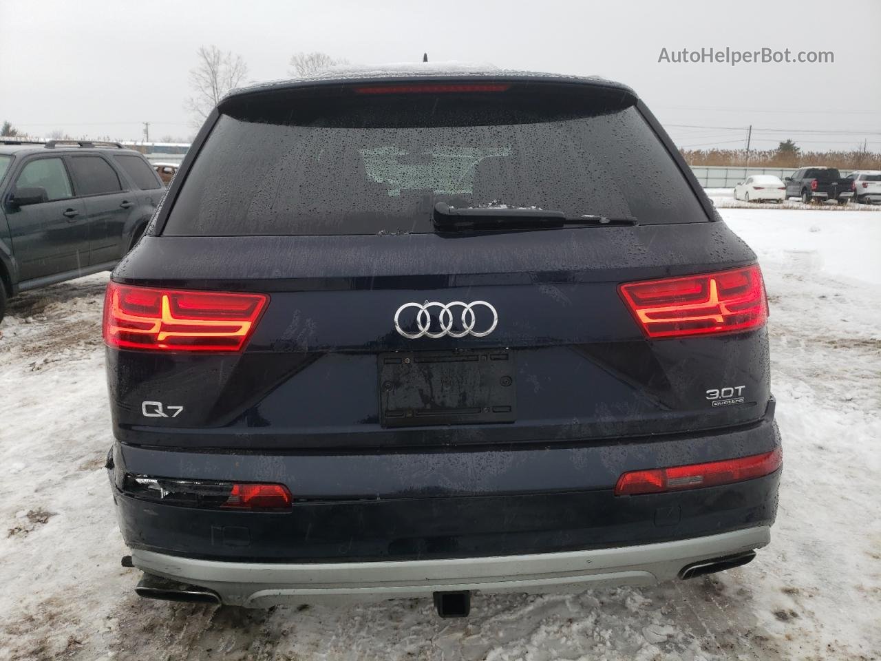 2017 Audi Q7 Premium Plus Черный vin: WA1LAAF75HD010915