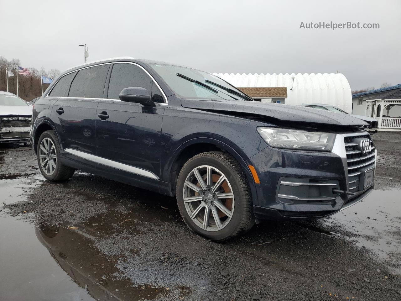 2017 Audi Q7 Premium Plus Черный vin: WA1LAAF75HD022420