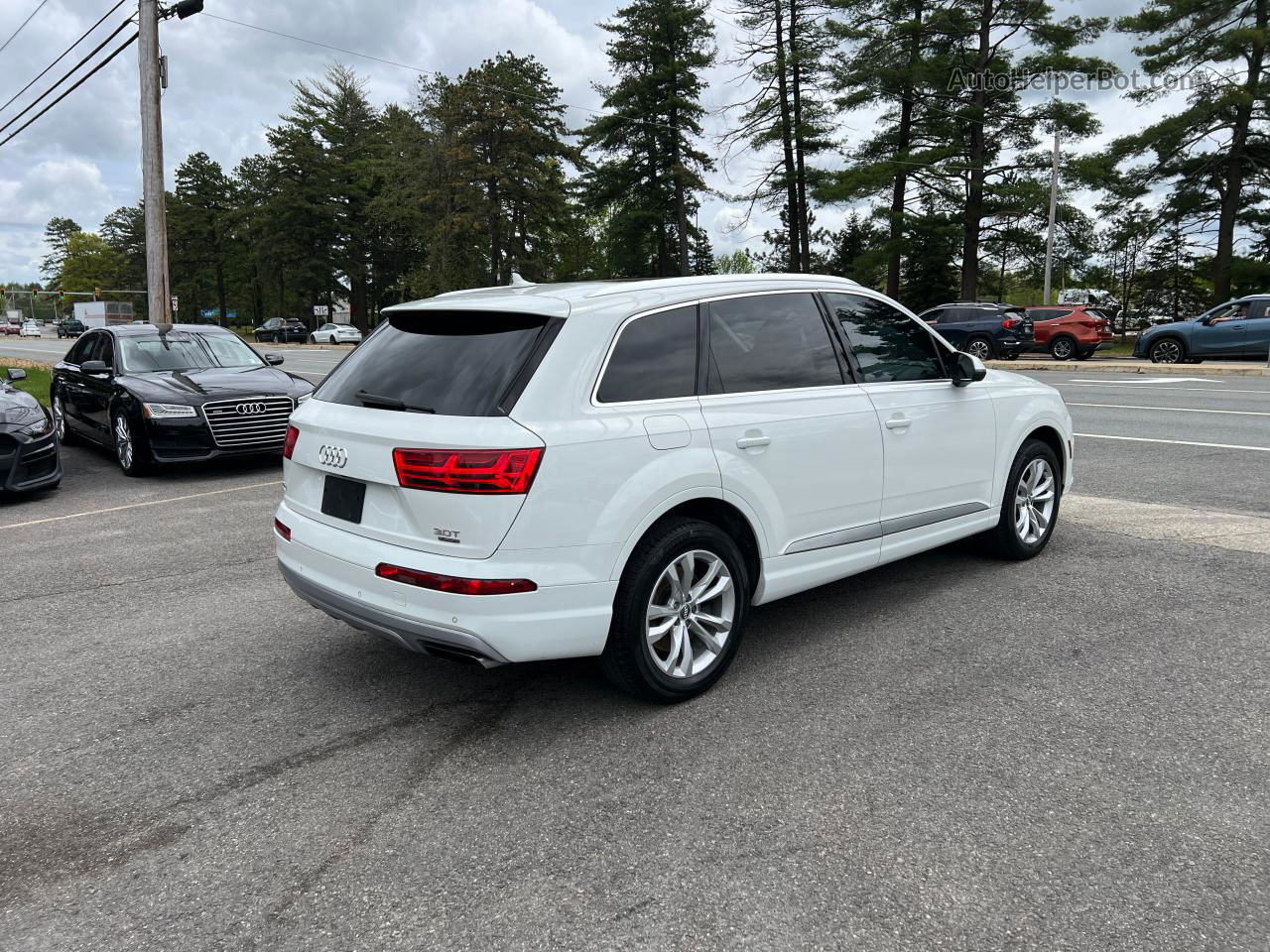 2017 Audi Q7 Premium Plus White vin: WA1LAAF75HD043073