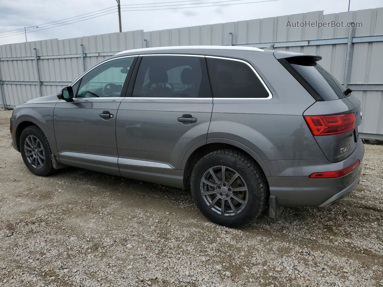 2017 Audi Q7 Premium Plus Gray vin: WA1LAAF75HD045101