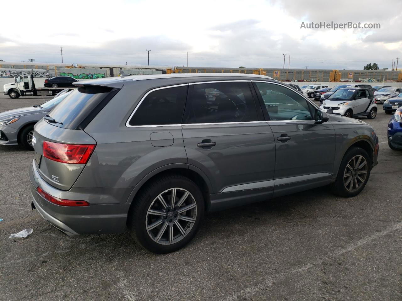 2017 Audi Q7 Premium Plus Gray vin: WA1LAAF75HD049147