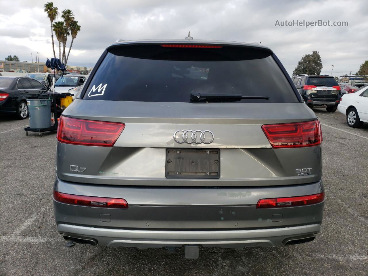 2017 Audi Q7 Premium Plus Gray vin: WA1LAAF75HD049147