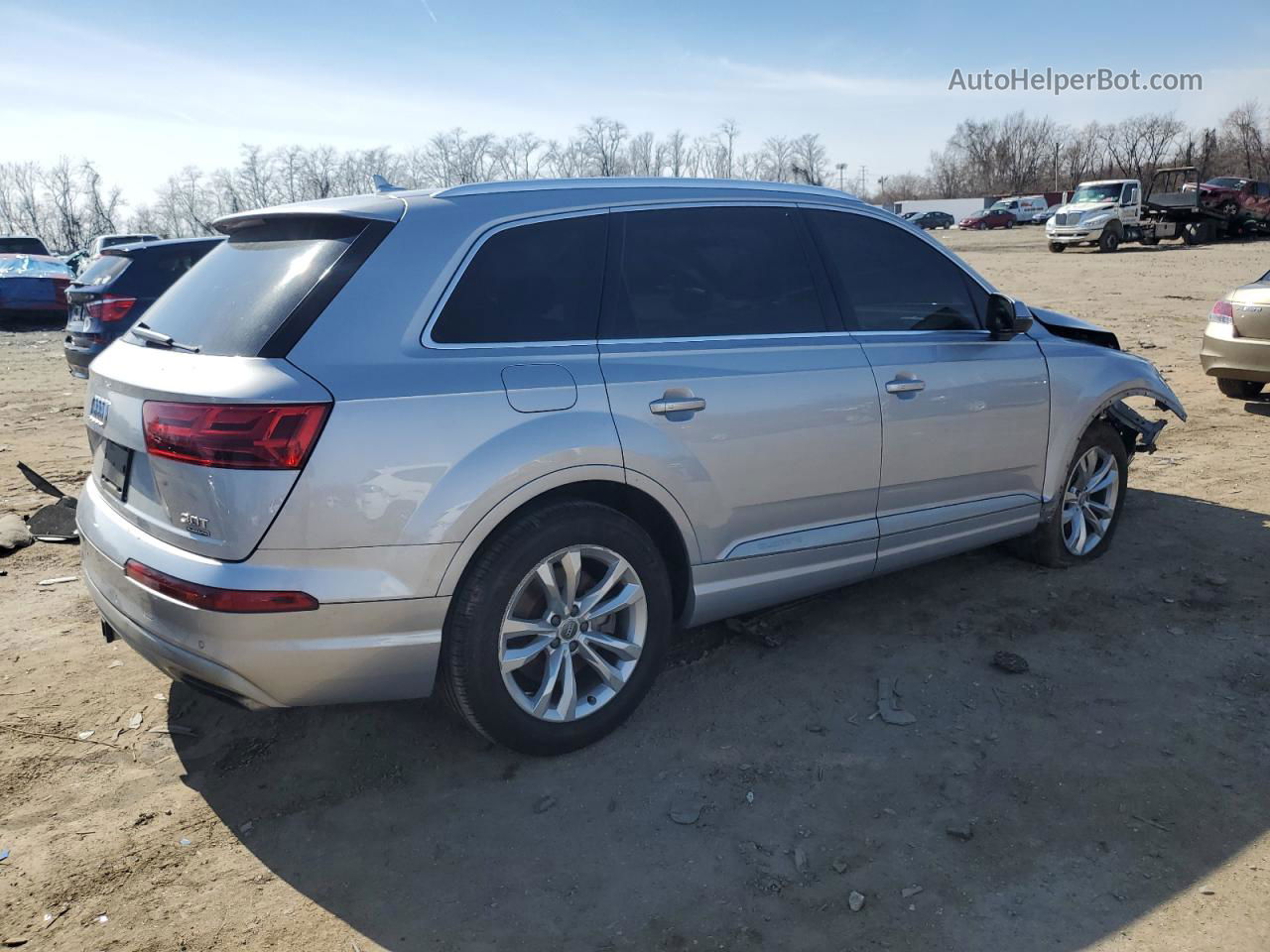 2017 Audi Q7 Premium Plus Silver vin: WA1LAAF76HD001625