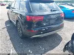 2017 Audi Q7 Premium Plus Черный vin: WA1LAAF76HD013869