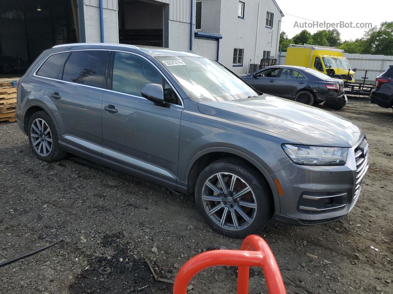 2017 Audi Q7 Premium Plus Gray vin: WA1LAAF76HD021812