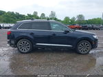 2017 Audi Q7 3.0t Premium Синий vin: WA1LAAF76HD041932