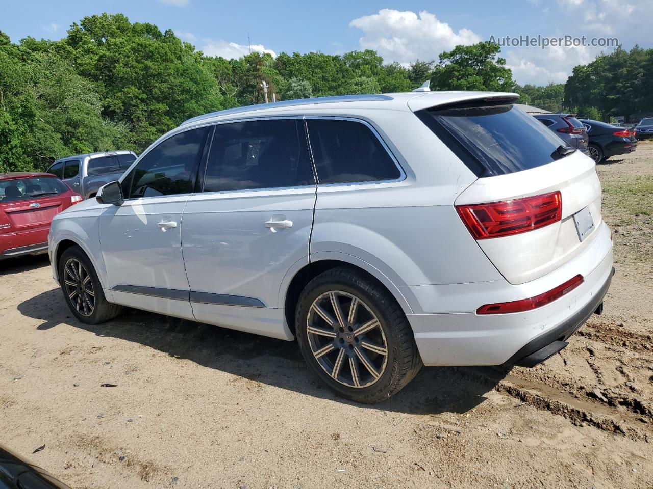 2017 Audi Q7 Premium Plus White vin: WA1LAAF77HD003447