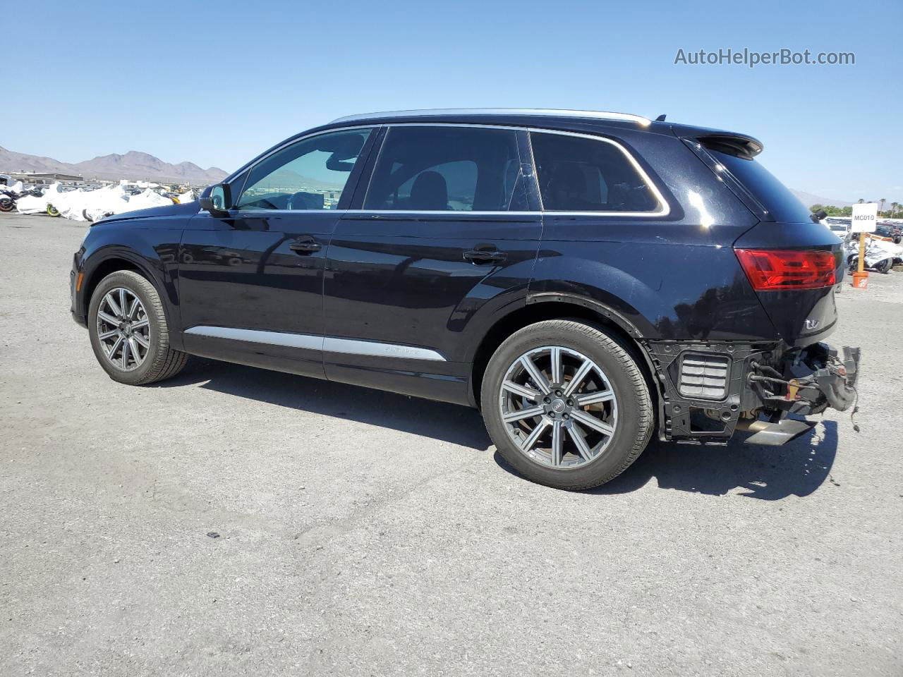 2017 Audi Q7 Premium Plus Black vin: WA1LAAF77HD014495