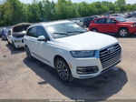 2017 Audi Q7 3.0t Premium Белый vin: WA1LAAF77HD017140