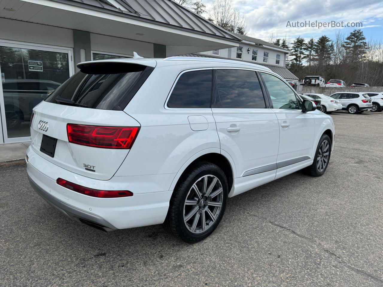 2017 Audi Q7 Premium Plus White vin: WA1LAAF77HD023245