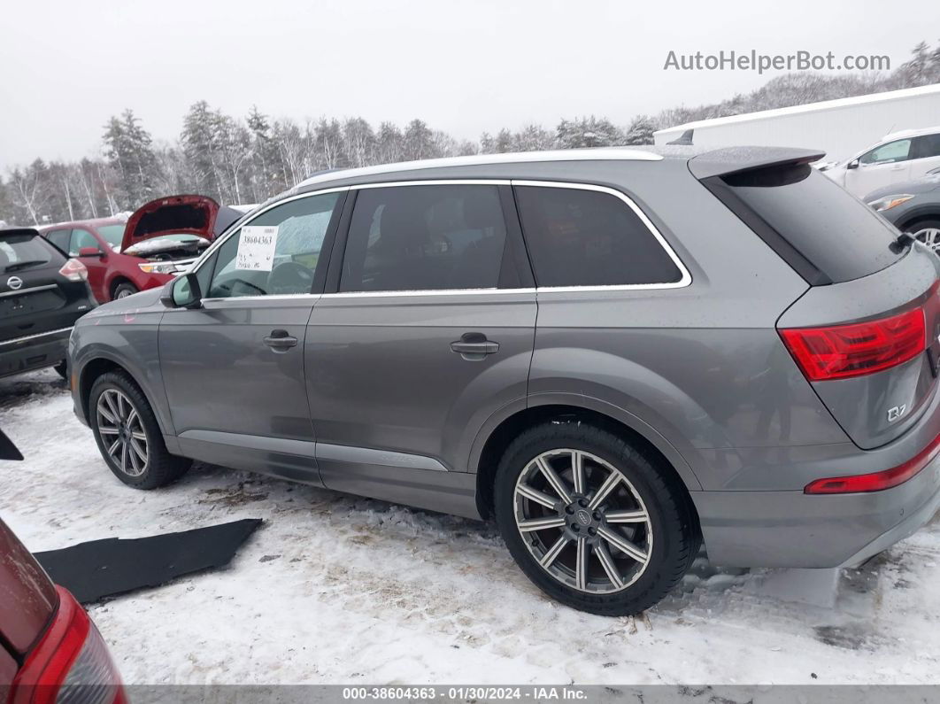 2017 Audi Q7 3.0t Premium Серый vin: WA1LAAF77HD024508