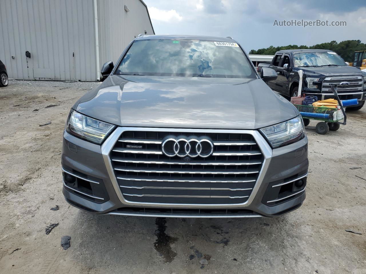 2017 Audi Q7 Premium Plus Серый vin: WA1LAAF77HD042829