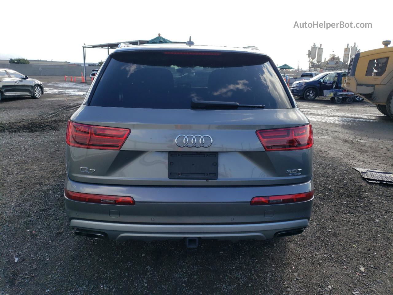 2017 Audi Q7 Premium Plus Gray vin: WA1LAAF78HD026140