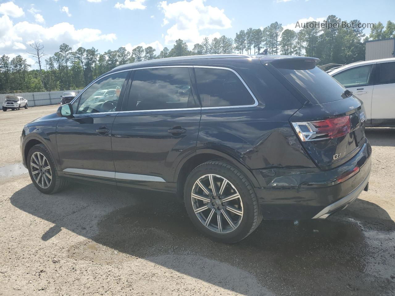 2017 Audi Q7 Premium Plus Черный vin: WA1LAAF78HD041088