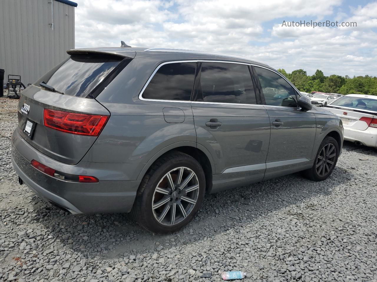 2017 Audi Q7 Premium Plus Gray vin: WA1LAAF79HD005121