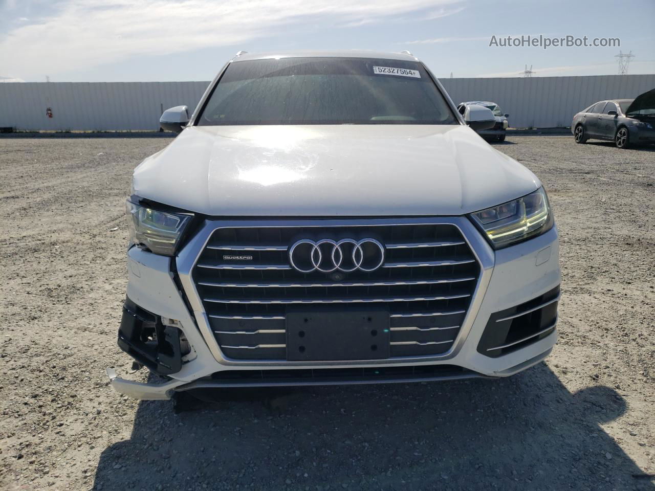 2017 Audi Q7 Premium Plus Белый vin: WA1LAAF79HD007256