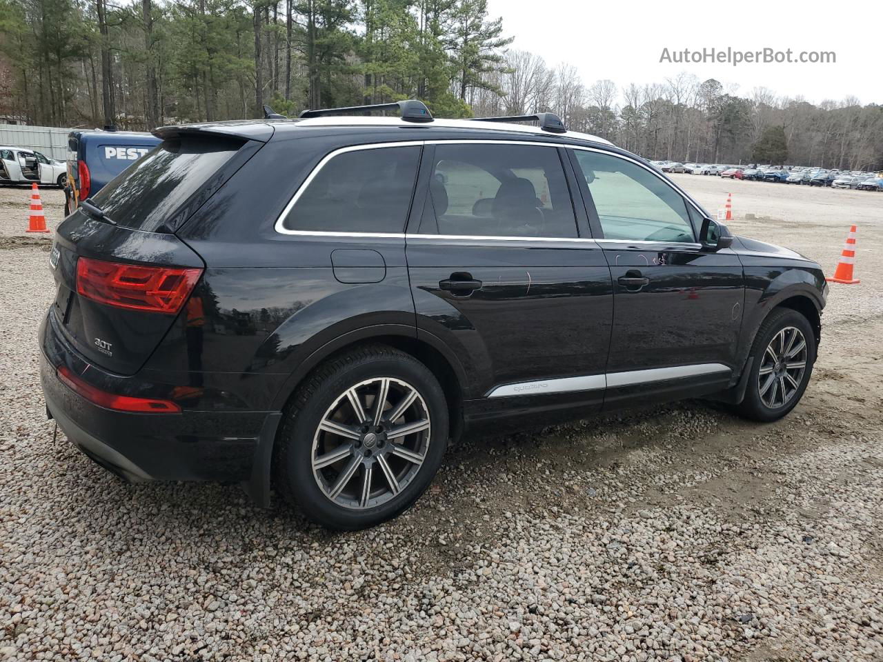 2017 Audi Q7 Premium Plus Черный vin: WA1LAAF79HD008780