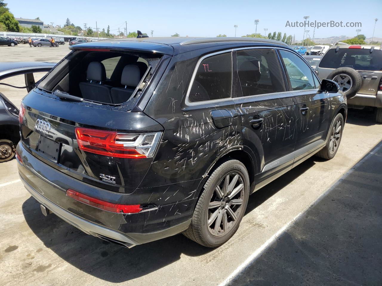 2017 Audi Q7 Premium Plus Black vin: WA1LAAF79HD029984