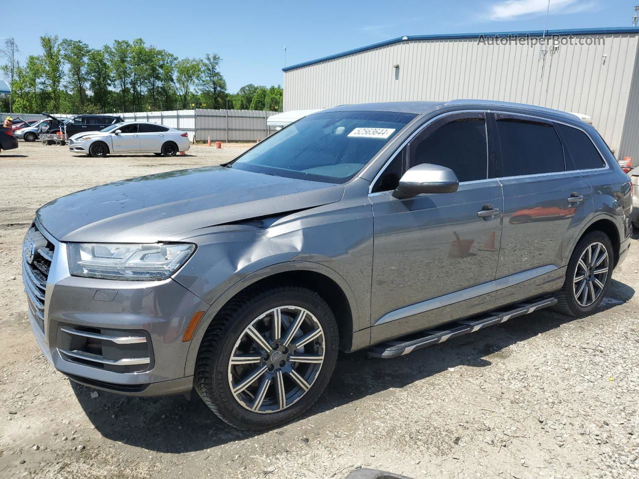 2017 Audi Q7 Premium Plus Серый vin: WA1LAAF7XHD002518