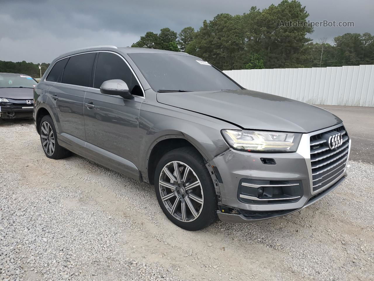 2017 Audi Q7 Premium Plus Gray vin: WA1LAAF7XHD024454